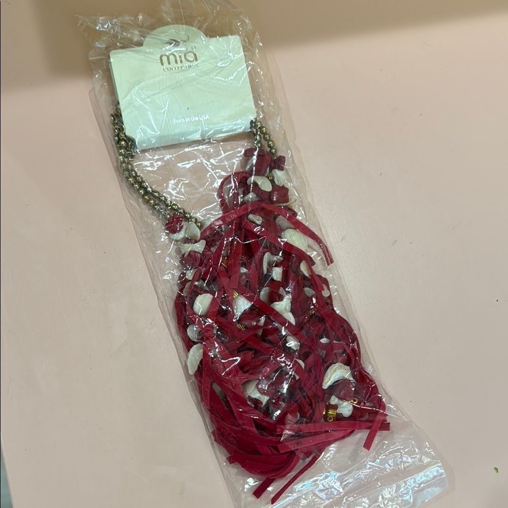 MIA Collection Born In The USA Red Tassels Shell Boho Costume Festival Necklace - Picture 2 of 4